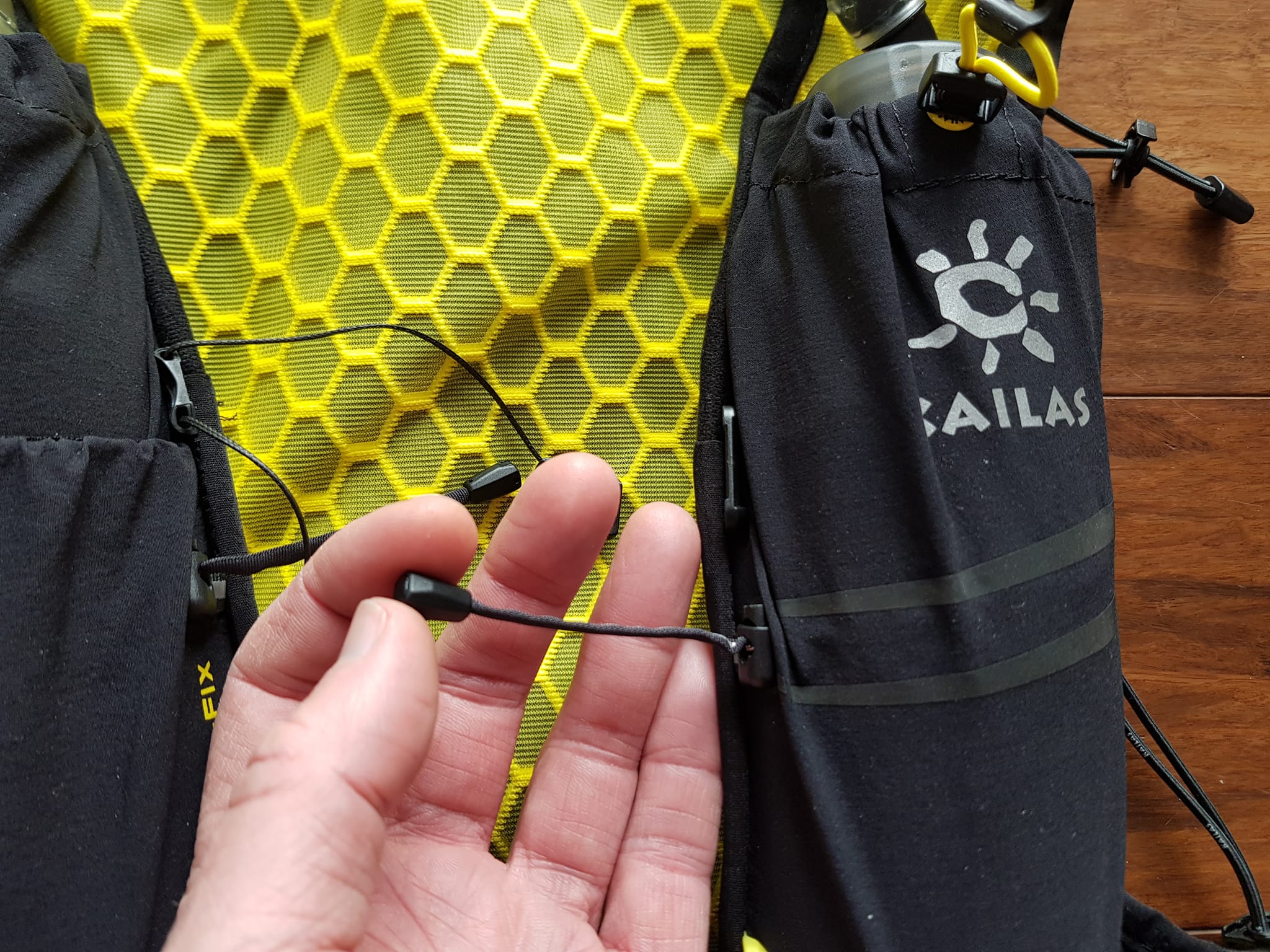 https://ultrarunningcommunity.com/images/Bags/Kailas_Fuga/kailasfuga-cord.jpg