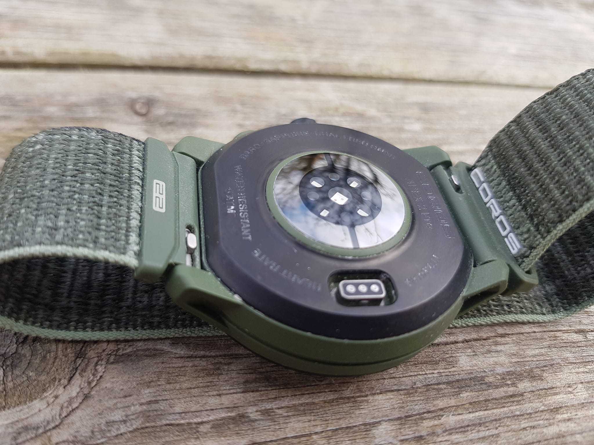 COROS APEX 2 Pro Review: This Sports Watch Sets Benchmark for Battery Life