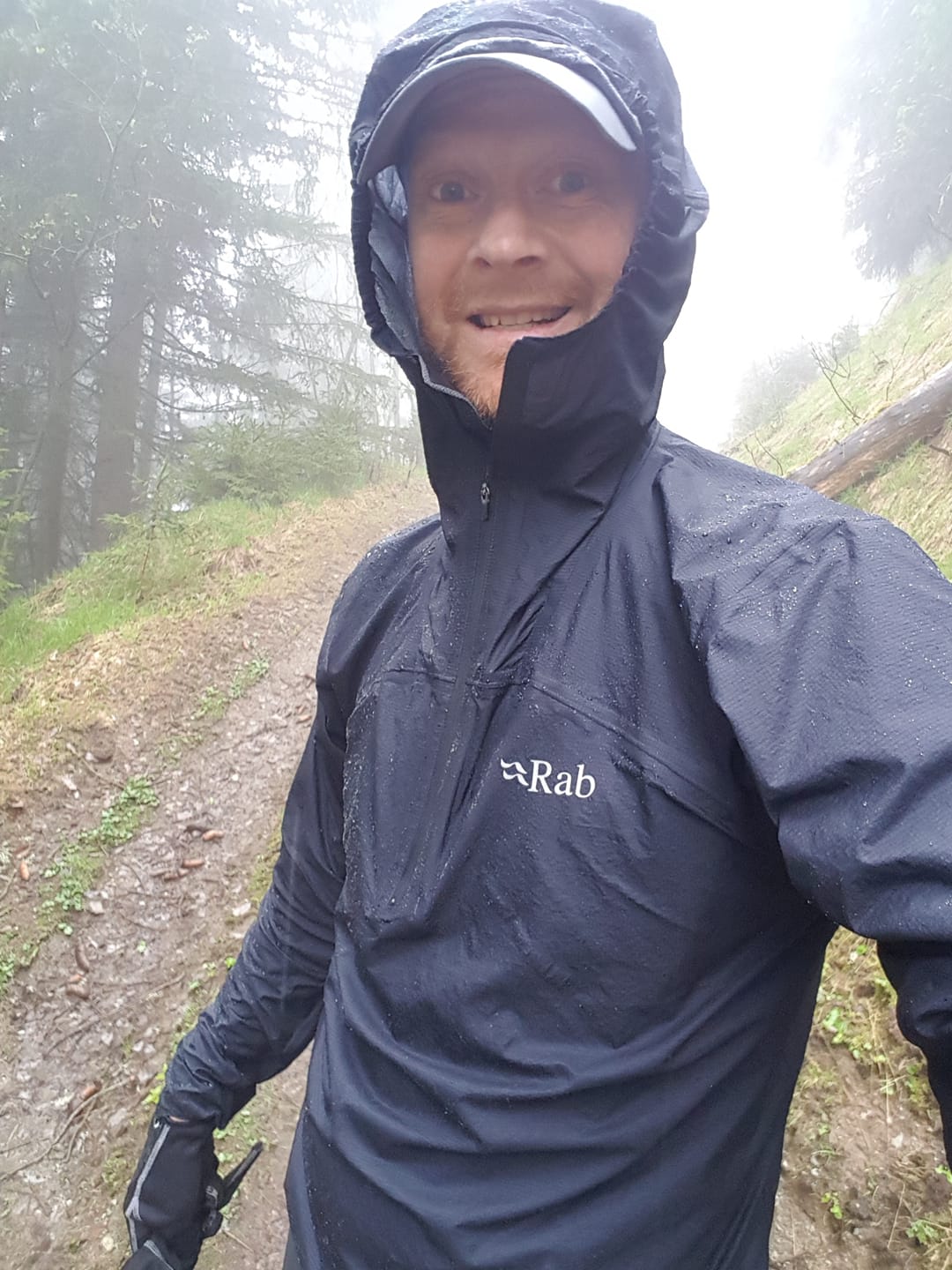 Rab trail best sale running jacket